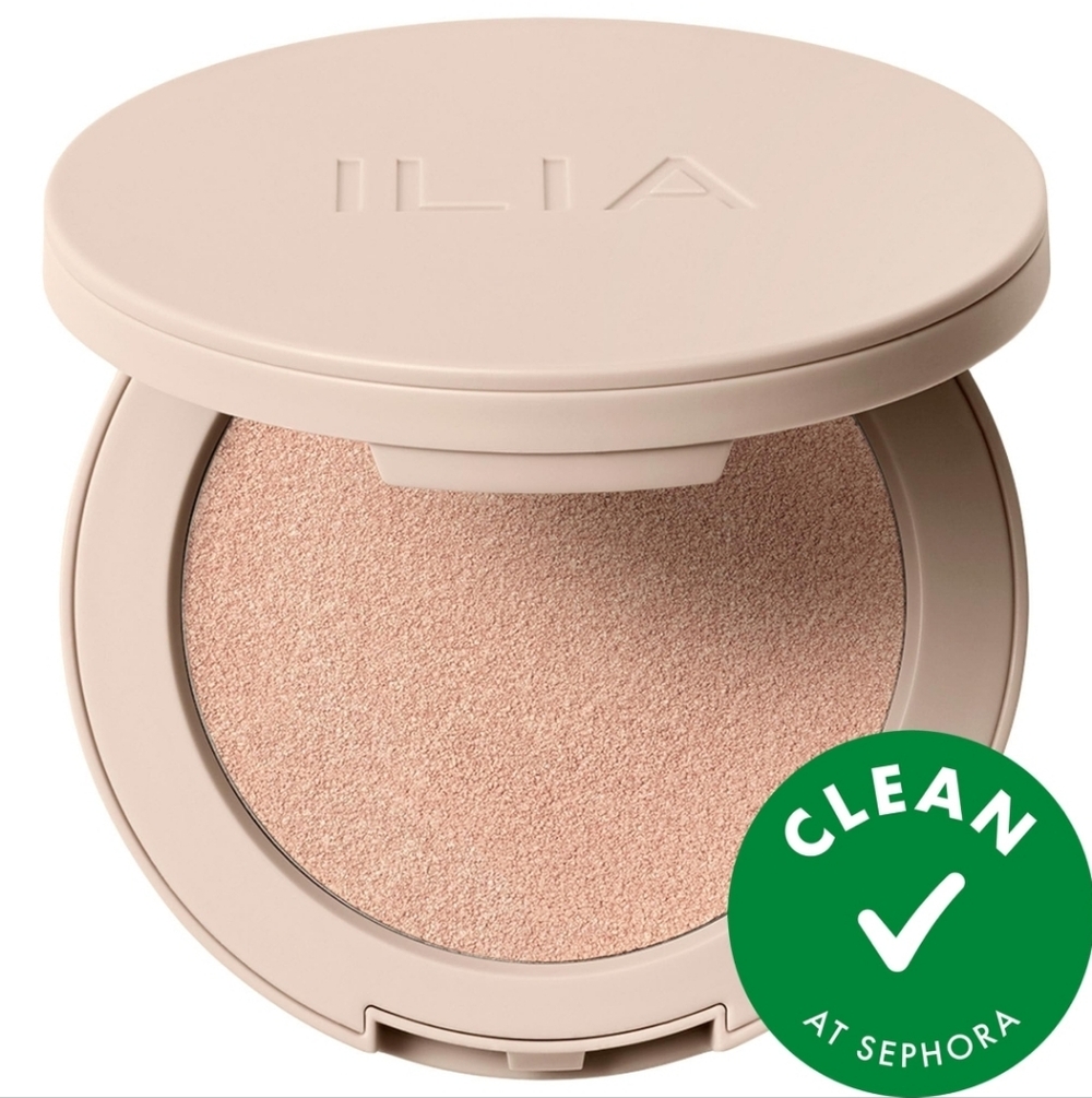 ✨️Ilia Highlighter✨️